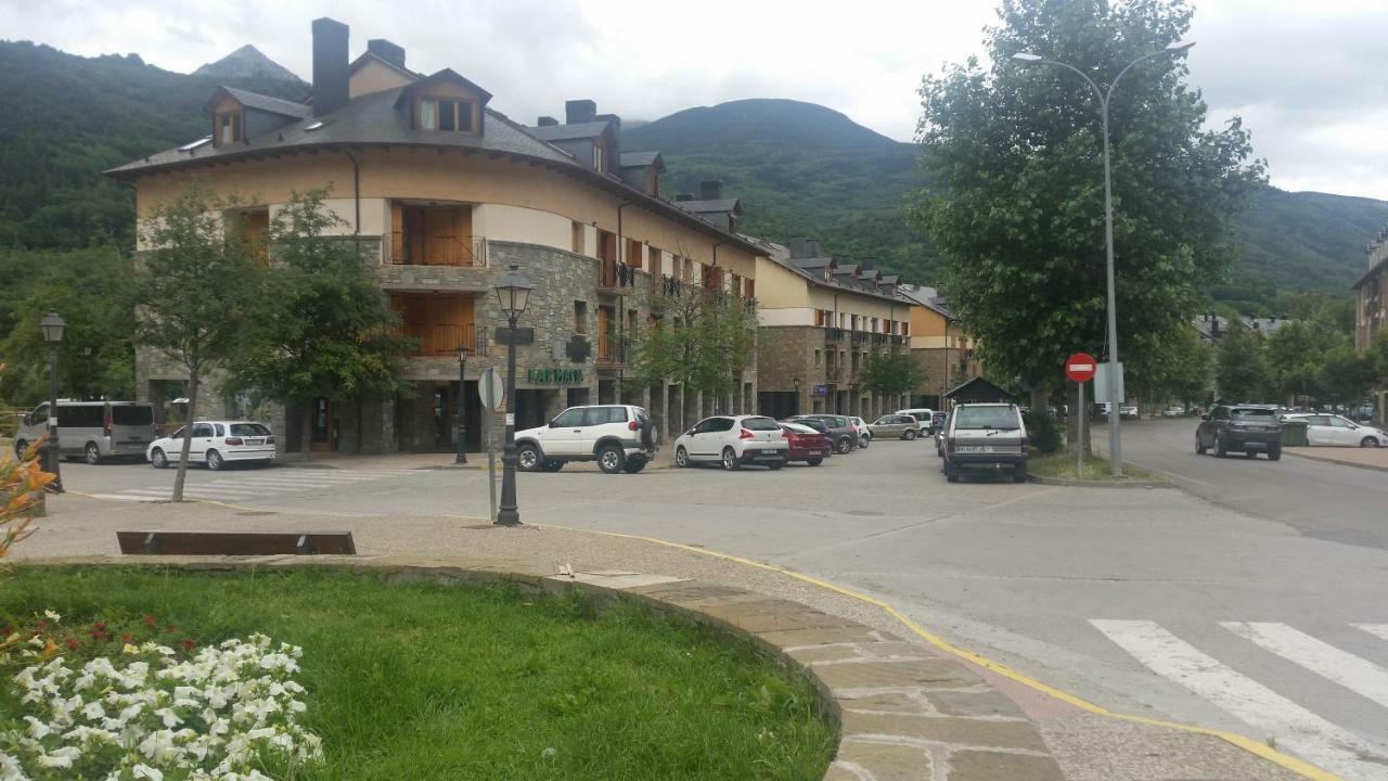 Reconquista Apartment Benasque Exterior photo
